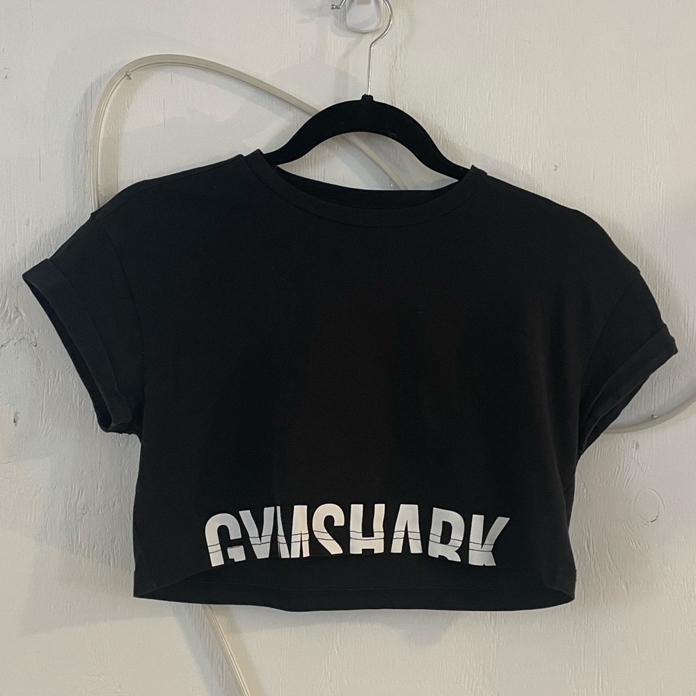 Black Cropped Gymshark Long sleeve Workout Top